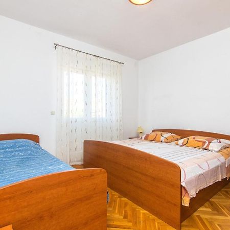 Apartment Jerka Supetar Exterior foto