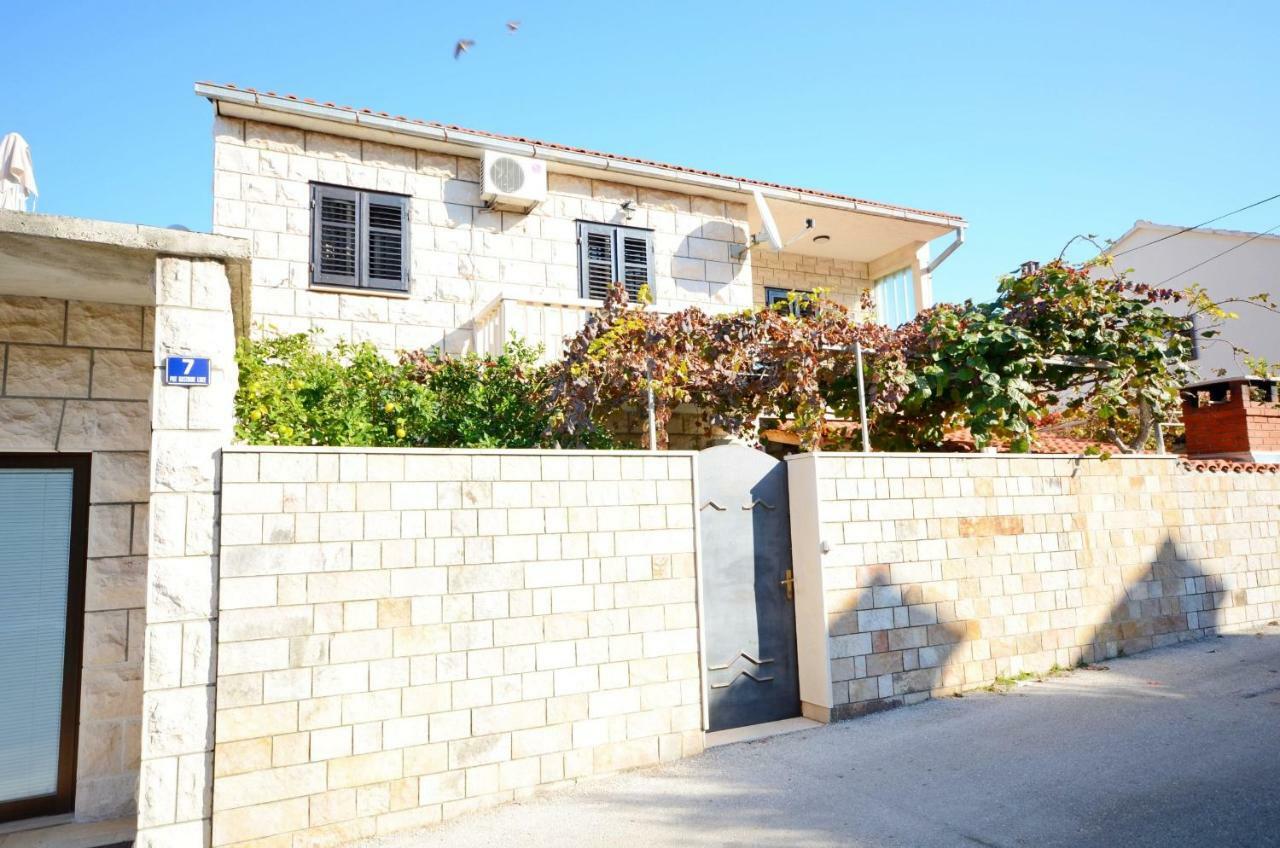 Apartment Jerka Supetar Exterior foto