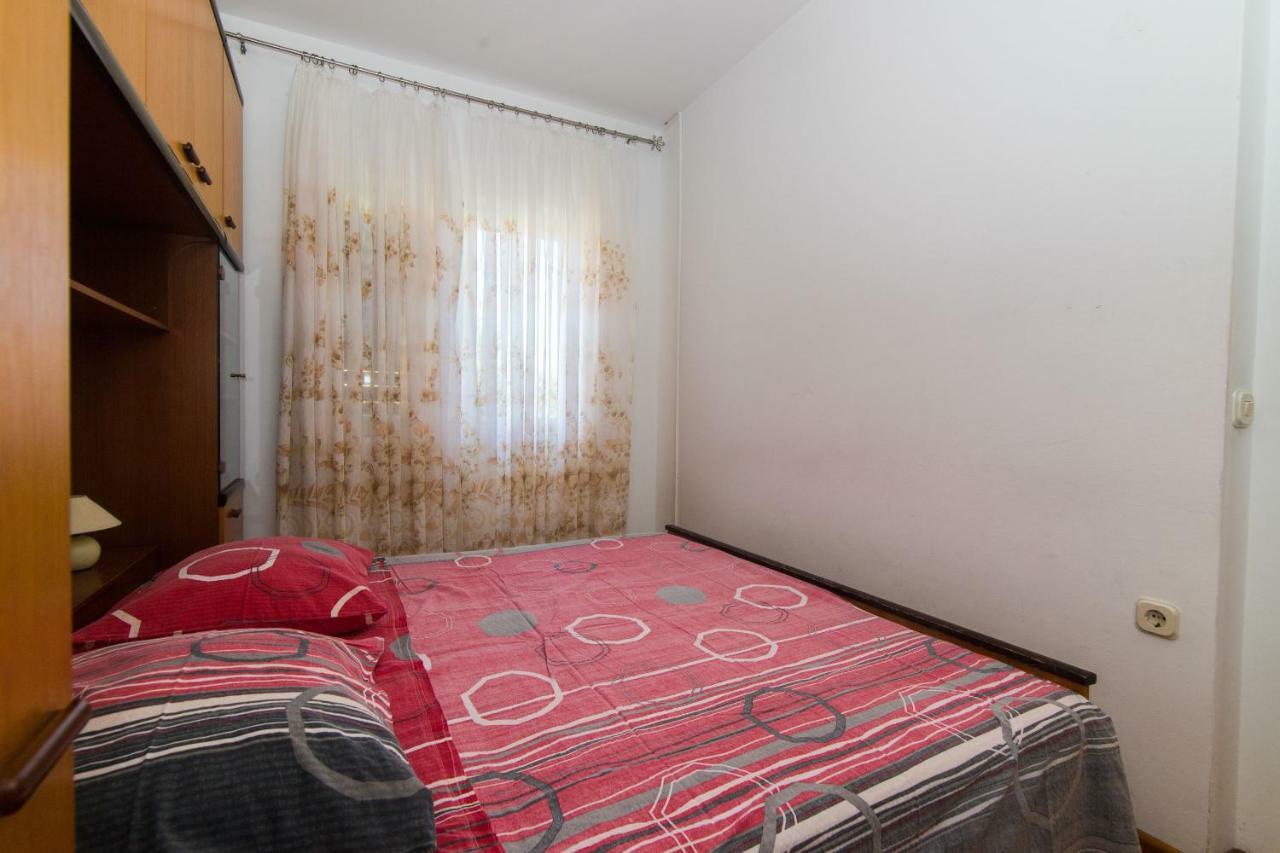 Apartment Jerka Supetar Exterior foto